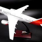 Model Plane QANTAS B737, 32cm Long